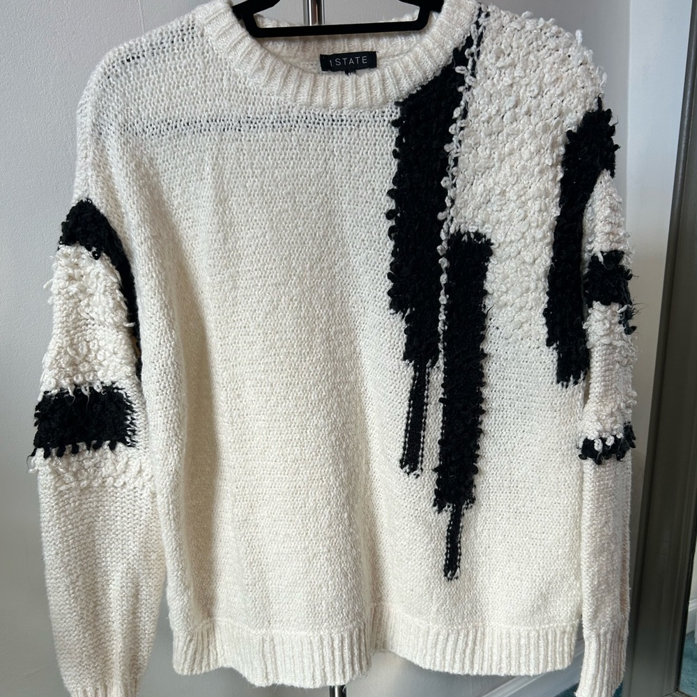 1. State Loop Stitch Sweater Size Medium - Picture 6 of 8